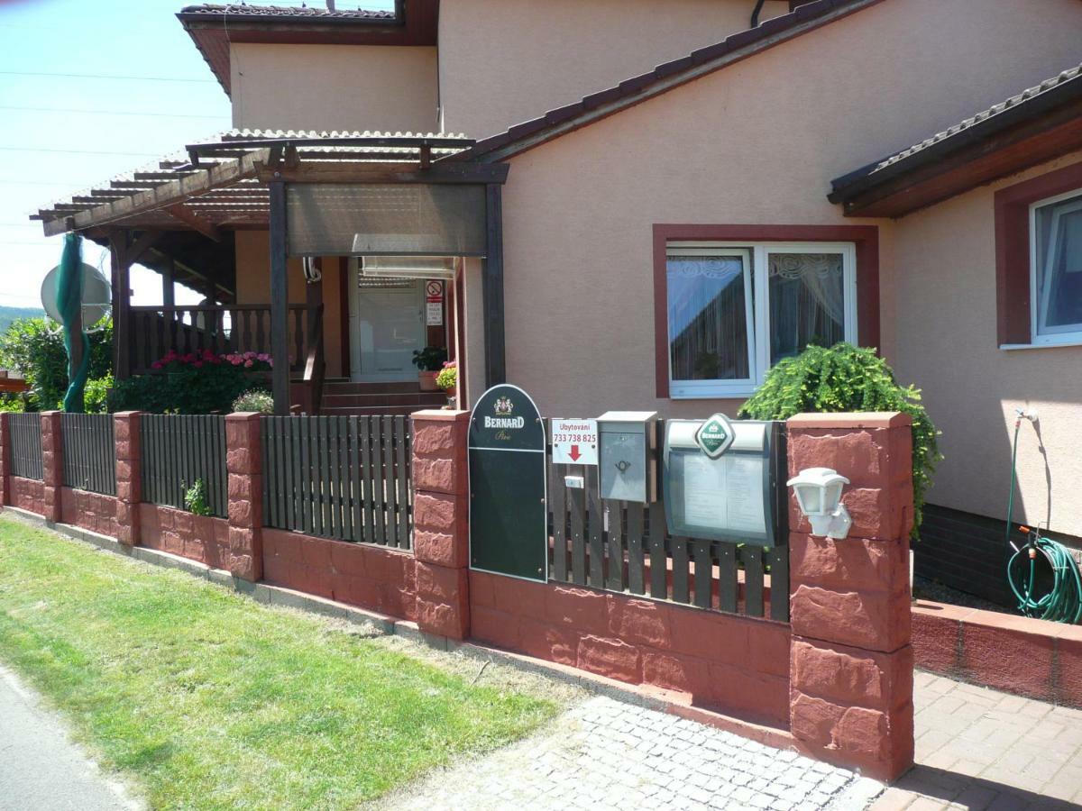 Penzion U Tulaka Dobřichovice Exterior foto
